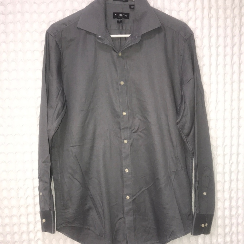 Men’s M button down